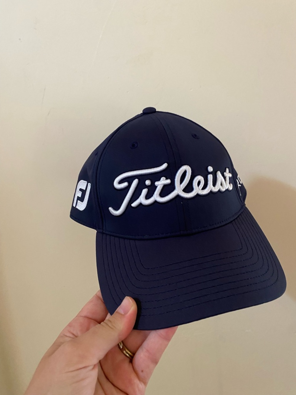 Titleist Pro V1 Navy Blue Golf Hat Snapback 110 Flexfit FJ Logo
